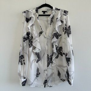 Ann Taylor Ruffle Button Front Top White Floral Size XS